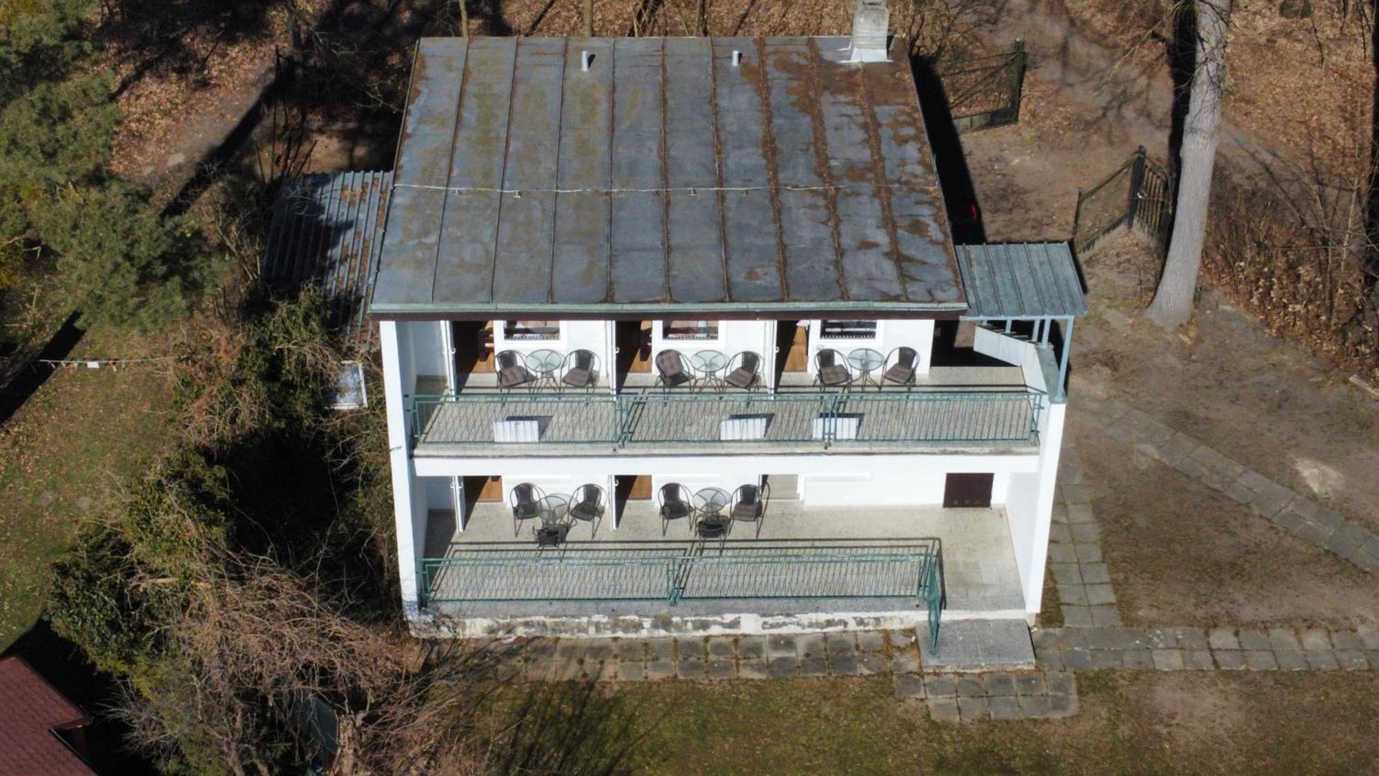 Yacht Club Bezdrev Hotel Hluboká nad Vltavou Kültér fotó